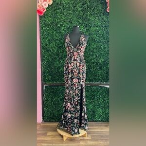 Elegant Floral Black Maxi Dress